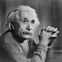 Albert Einstein funderar på varför individer upplever sig separerade från mänskligheten...